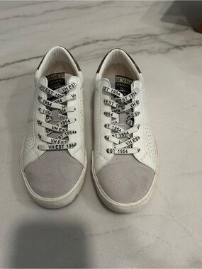 Vintage Havana White Sneakers with Gray Suede Toes